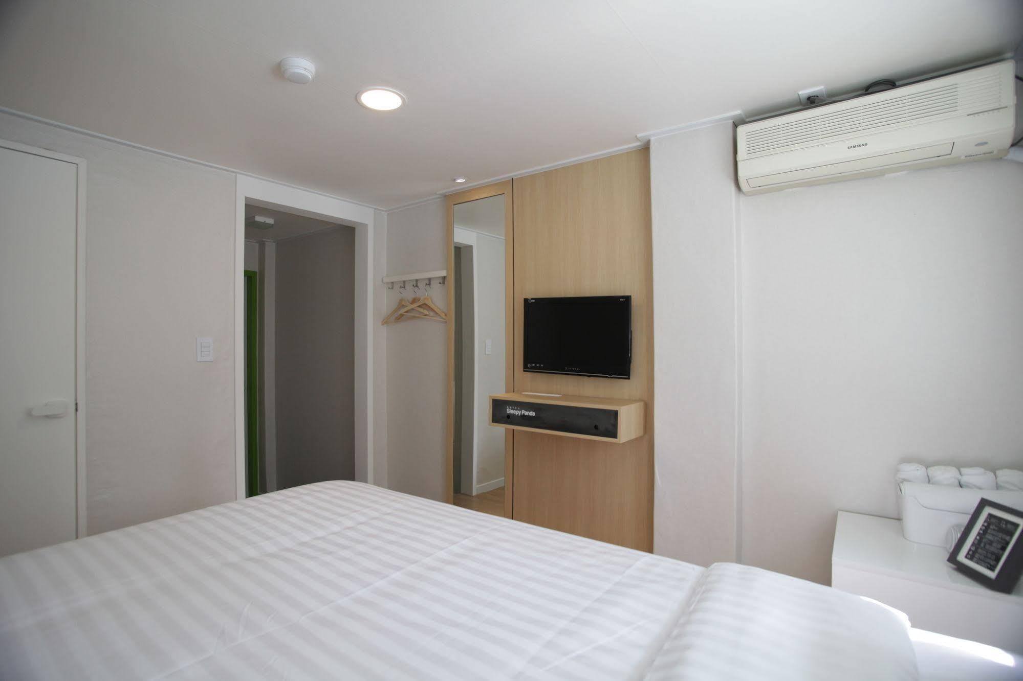 Hotel Sleepy Panda Streamwalk Seoul Jongno Exterior foto