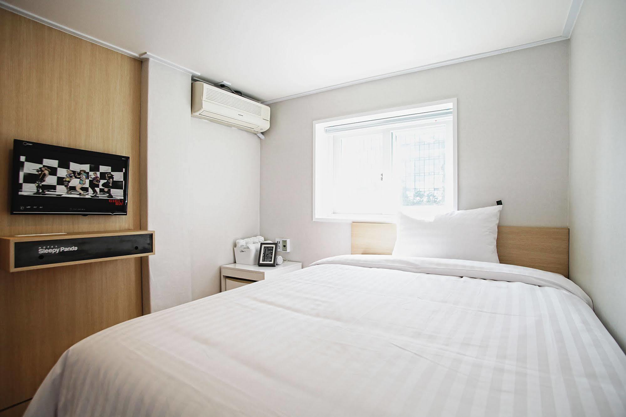 Hotel Sleepy Panda Streamwalk Seoul Jongno Exterior foto